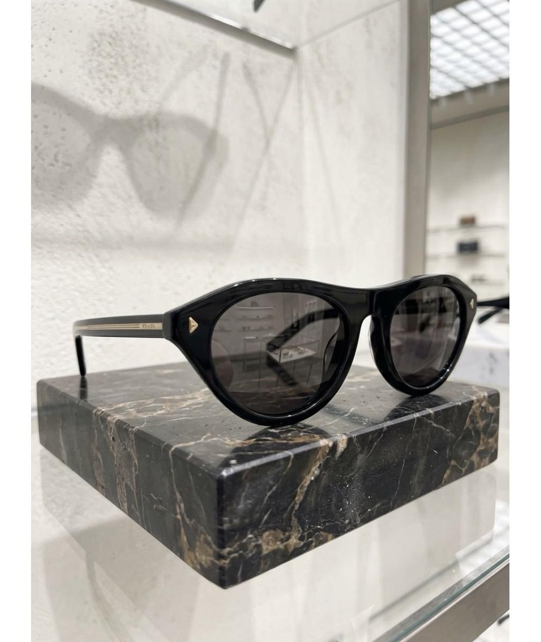 PRADA Черные пластиковые солнцезащитные очки, фото 6