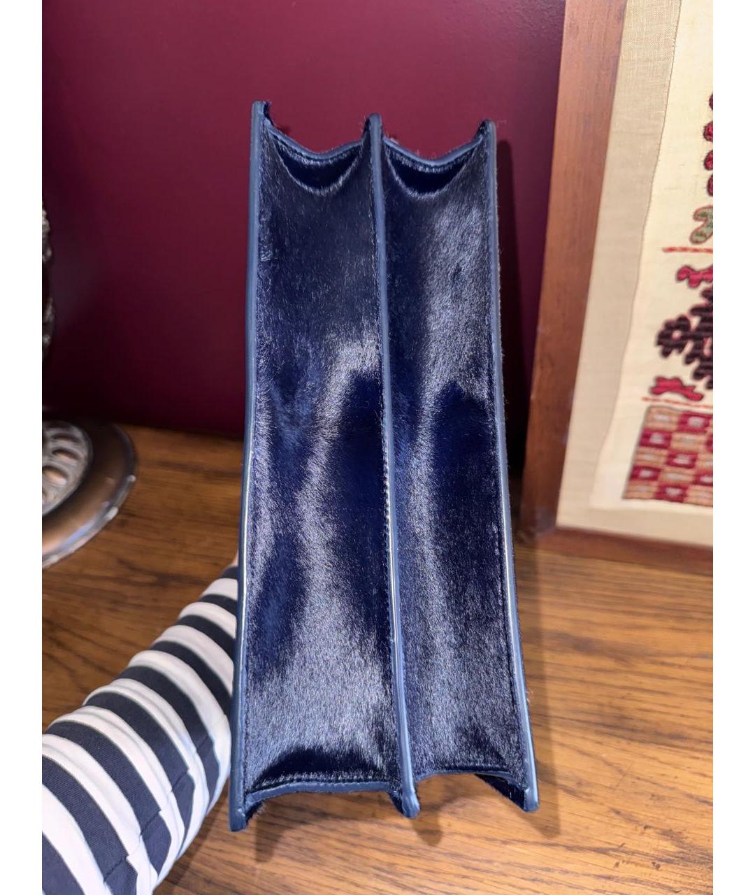 CHRISTIAN DIOR Голубая сумка с короткими ручками из экзотической кожи, фото 3