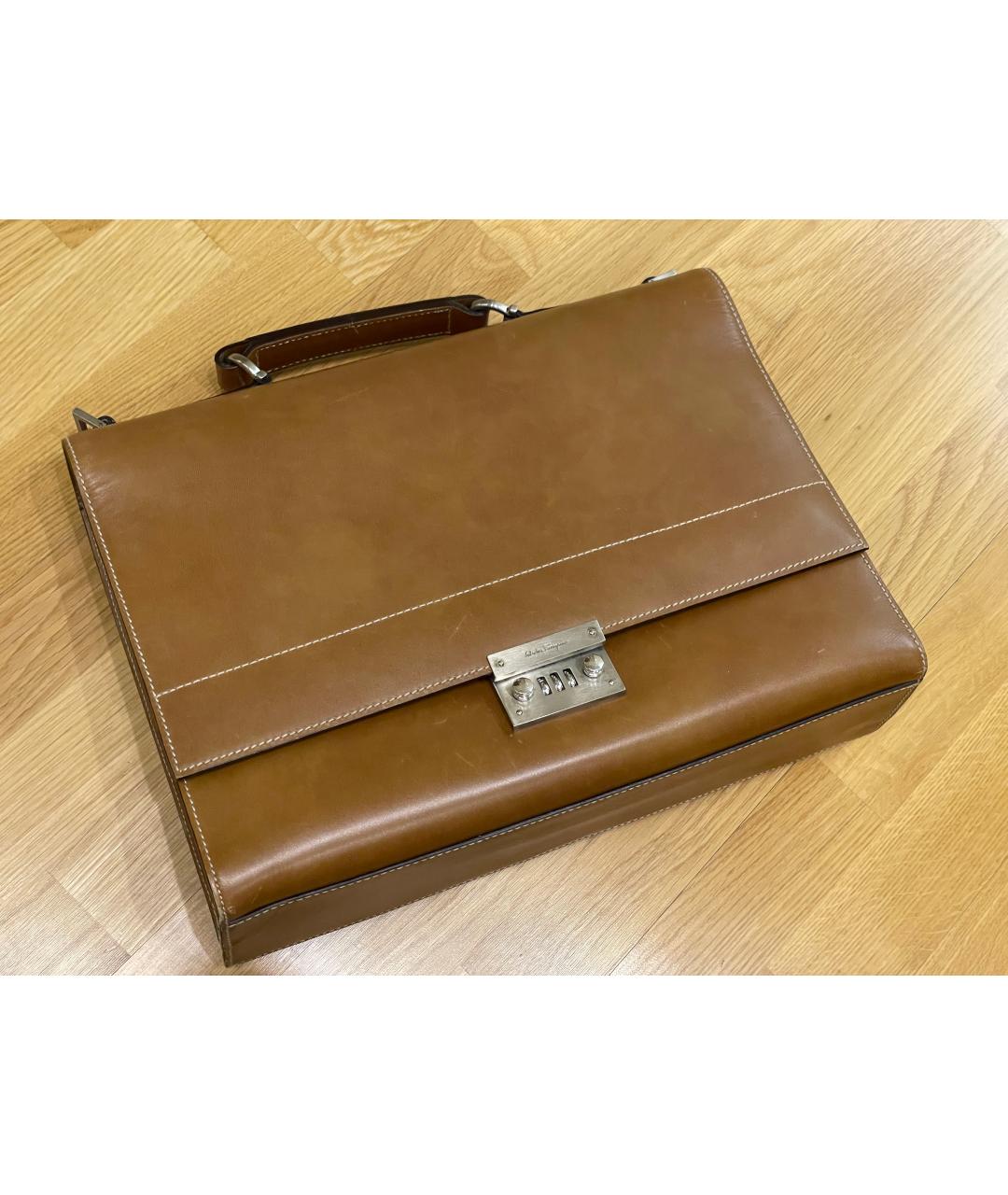 FERRAGAMO Коричневый кожаный портфель, фото 8