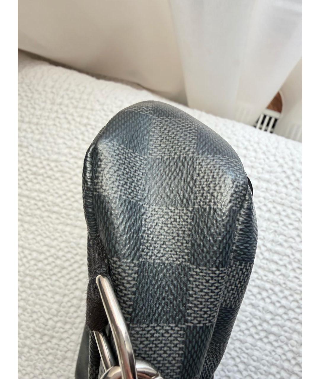 LOUIS VUITTON Черная кожаная барсетка, фото 5