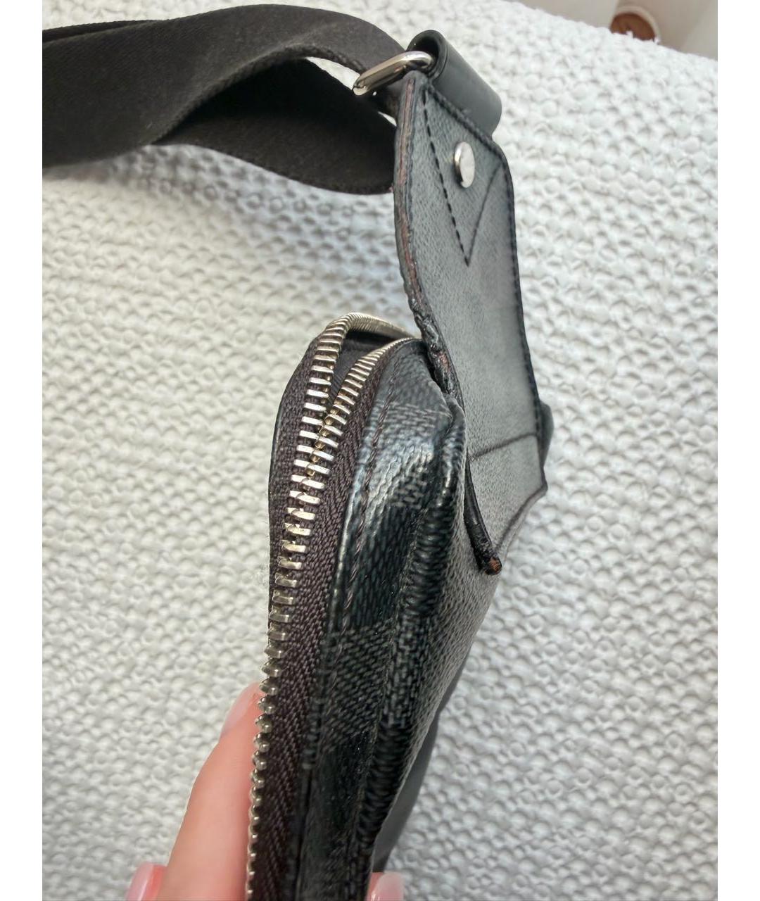 LOUIS VUITTON Черная кожаная барсетка, фото 3