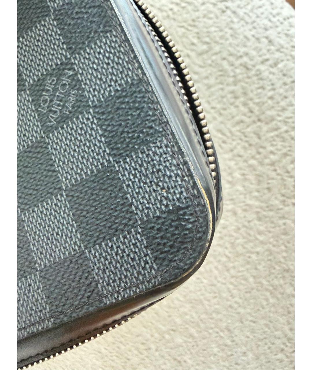 LOUIS VUITTON Черная кожаная барсетка, фото 4