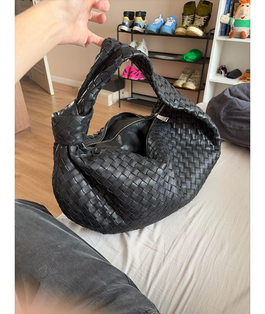 BOTTEGA VENETA Черная кожаная сумка с короткими ручками, фото 2