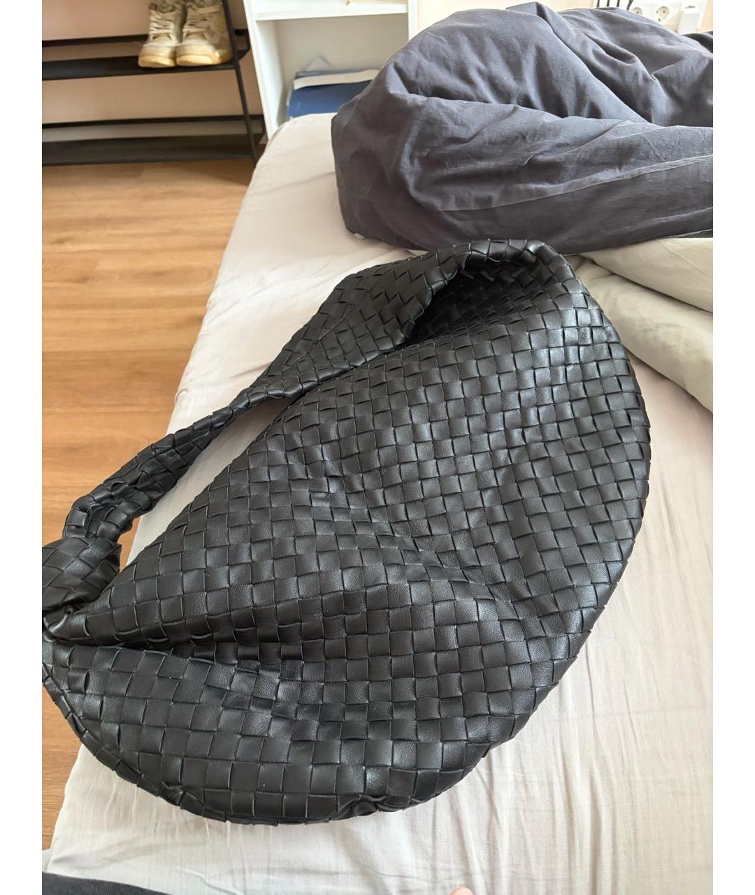 BOTTEGA VENETA Черная кожаная сумка с короткими ручками, фото 6