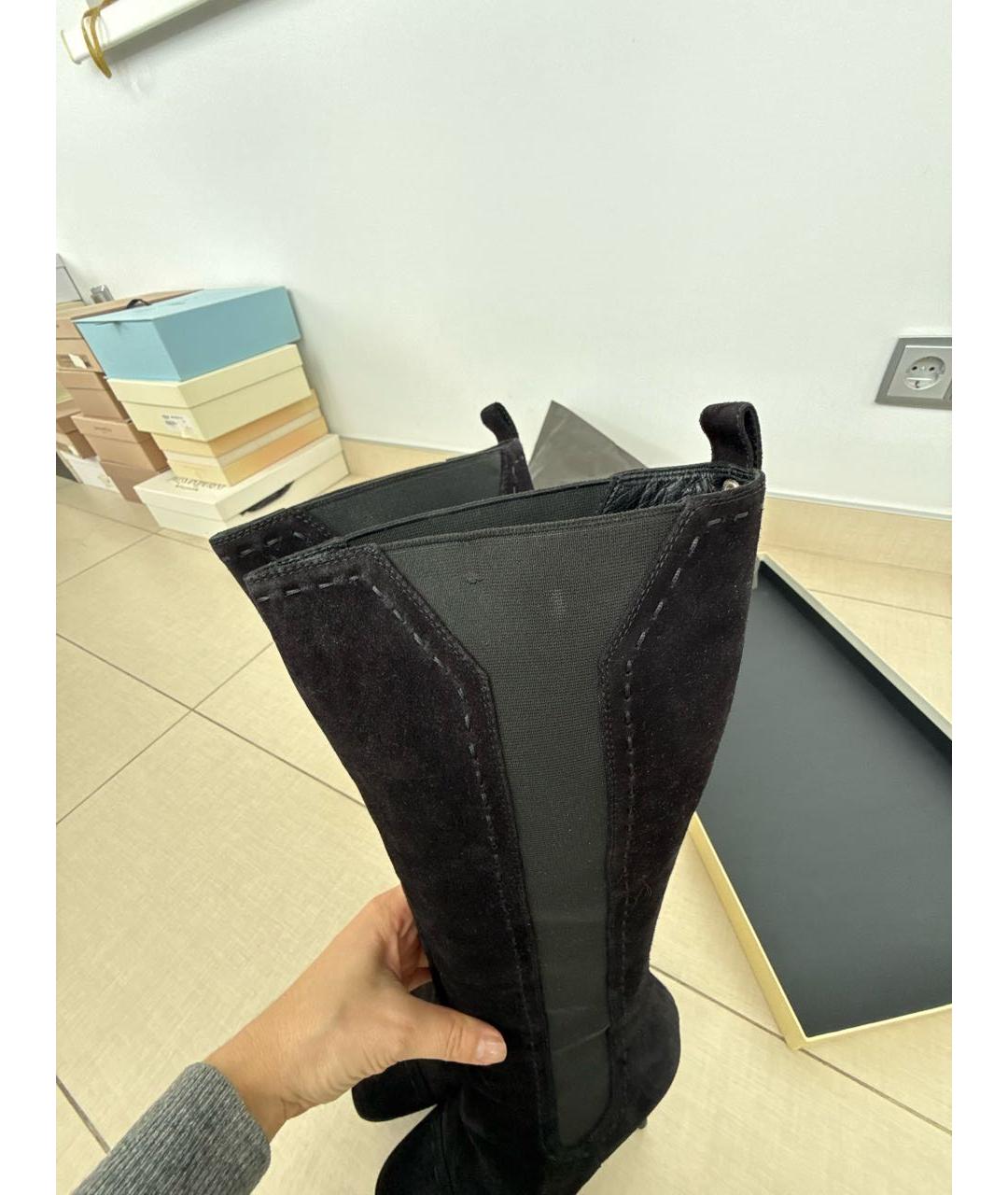 SAINT LAURENT Черные замшевые сапоги, фото 7