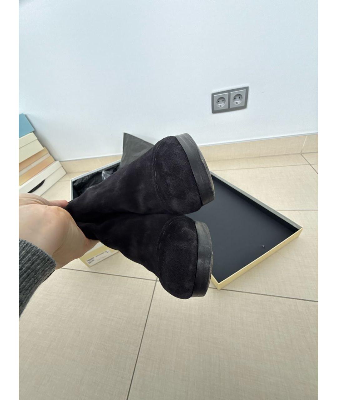 SAINT LAURENT Черные замшевые сапоги, фото 6