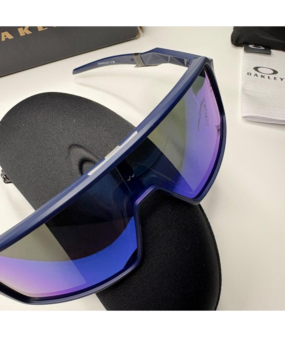 OAKLEY Синие пластиковые солнцезащитные очки, фото 6