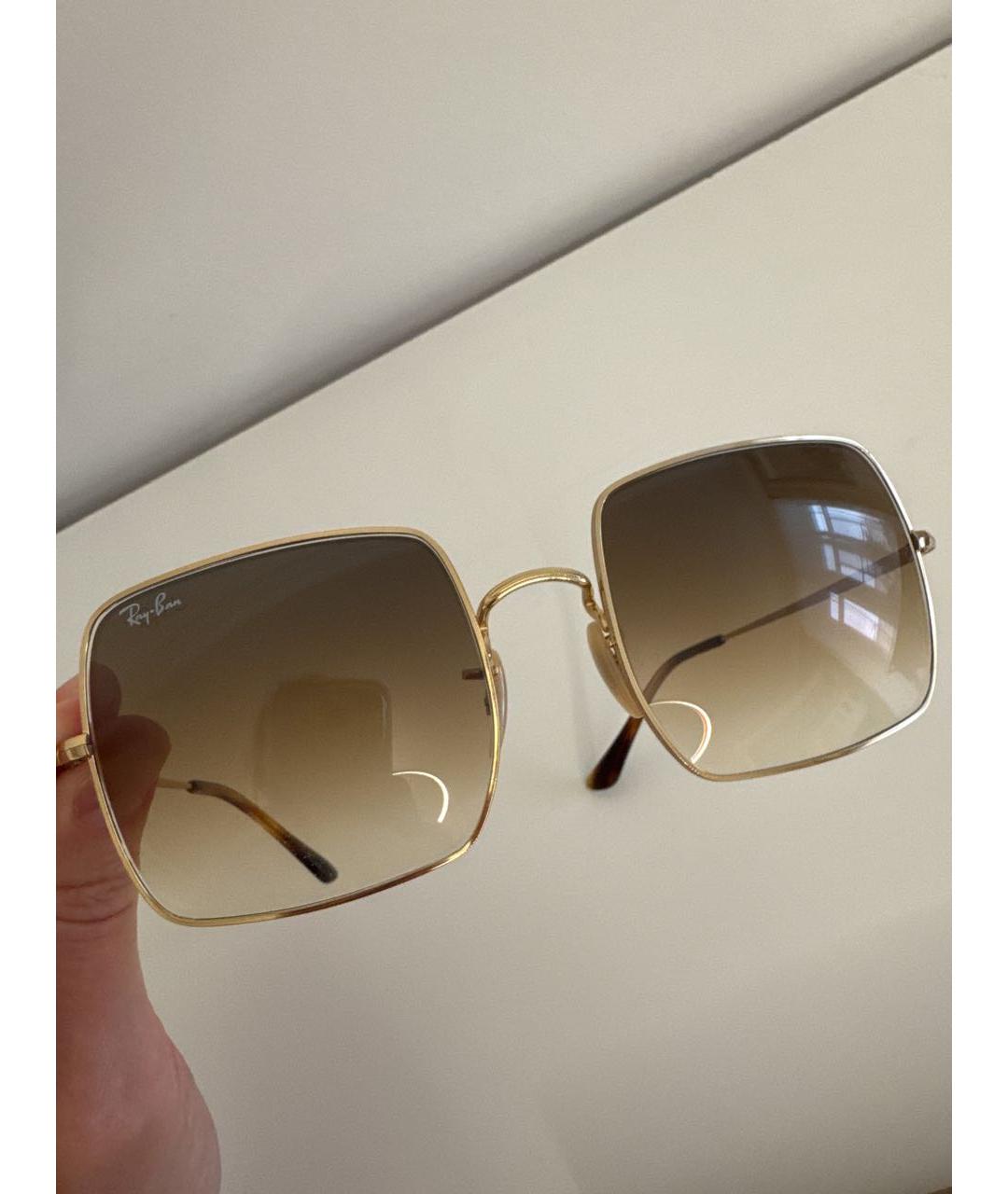 RAY BAN Коричневые металлические солнцезащитные очки, фото 2