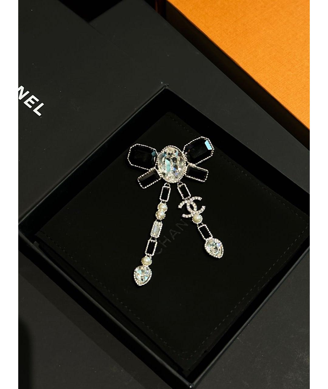 CHANEL Черная металлическая булавка / брошь, фото 6