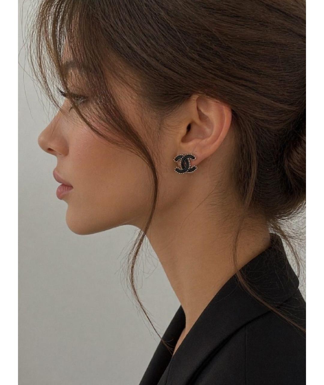 CHANEL Черные металлические серьги, фото 6