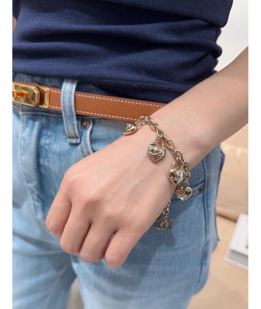 CHANEL Золотой металлический браслет, фото 6