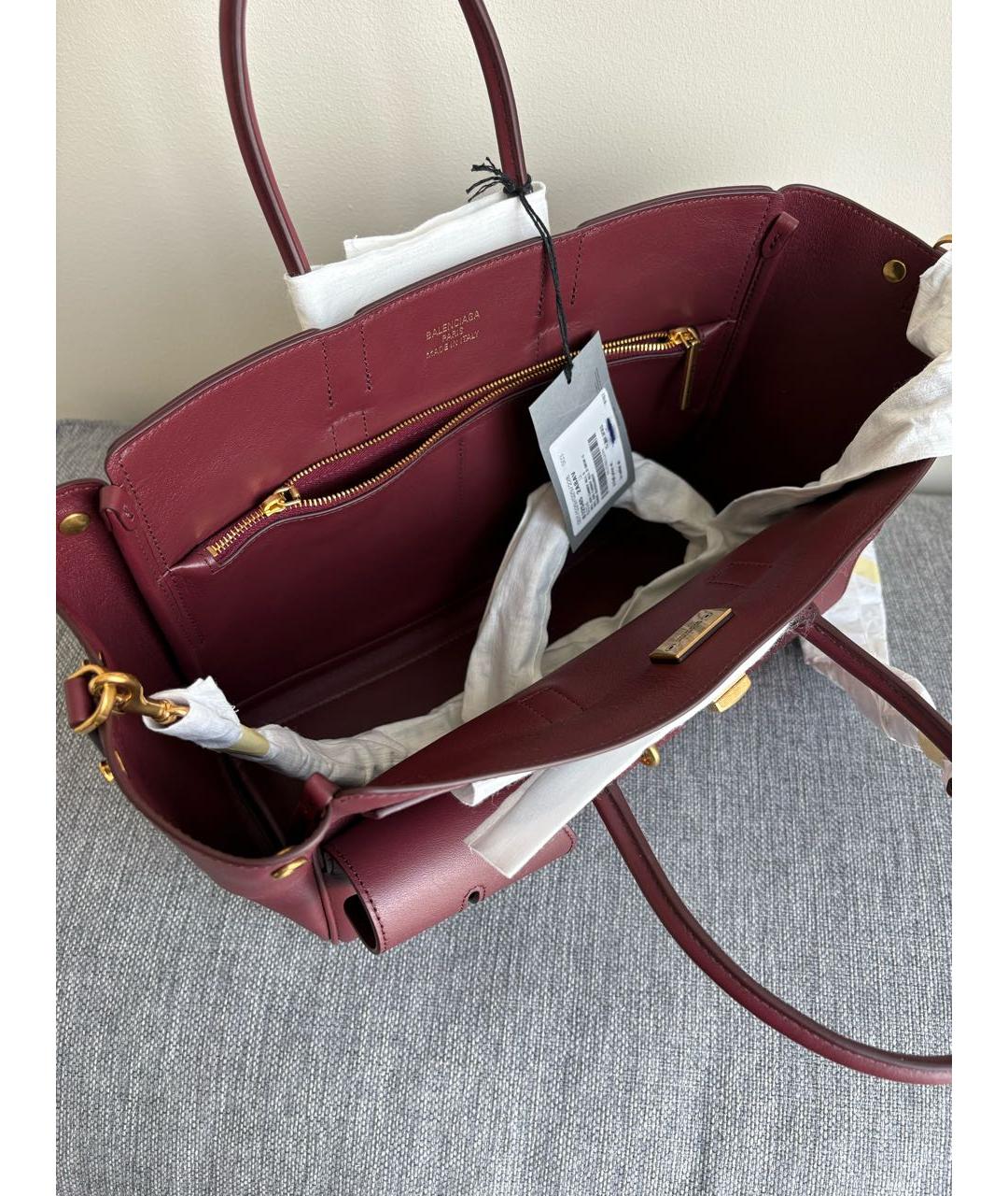 BALENCIAGA Бордовая кожаная сумка с короткими ручками, фото 4