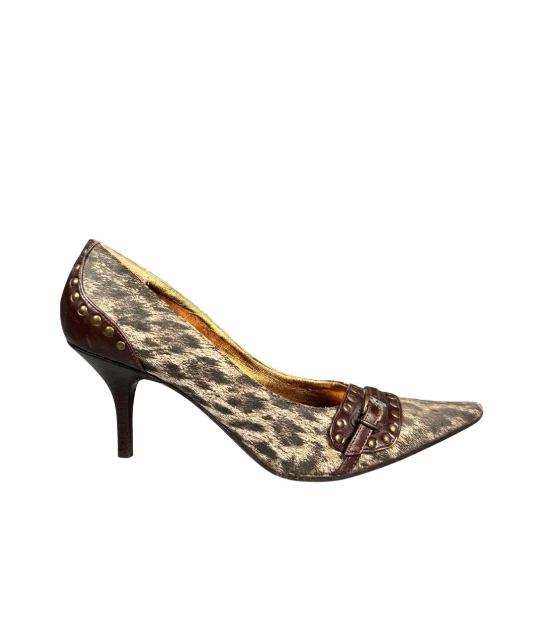 JUST CAVALLI Горчичные лодочки на низком каблуке, фото 1