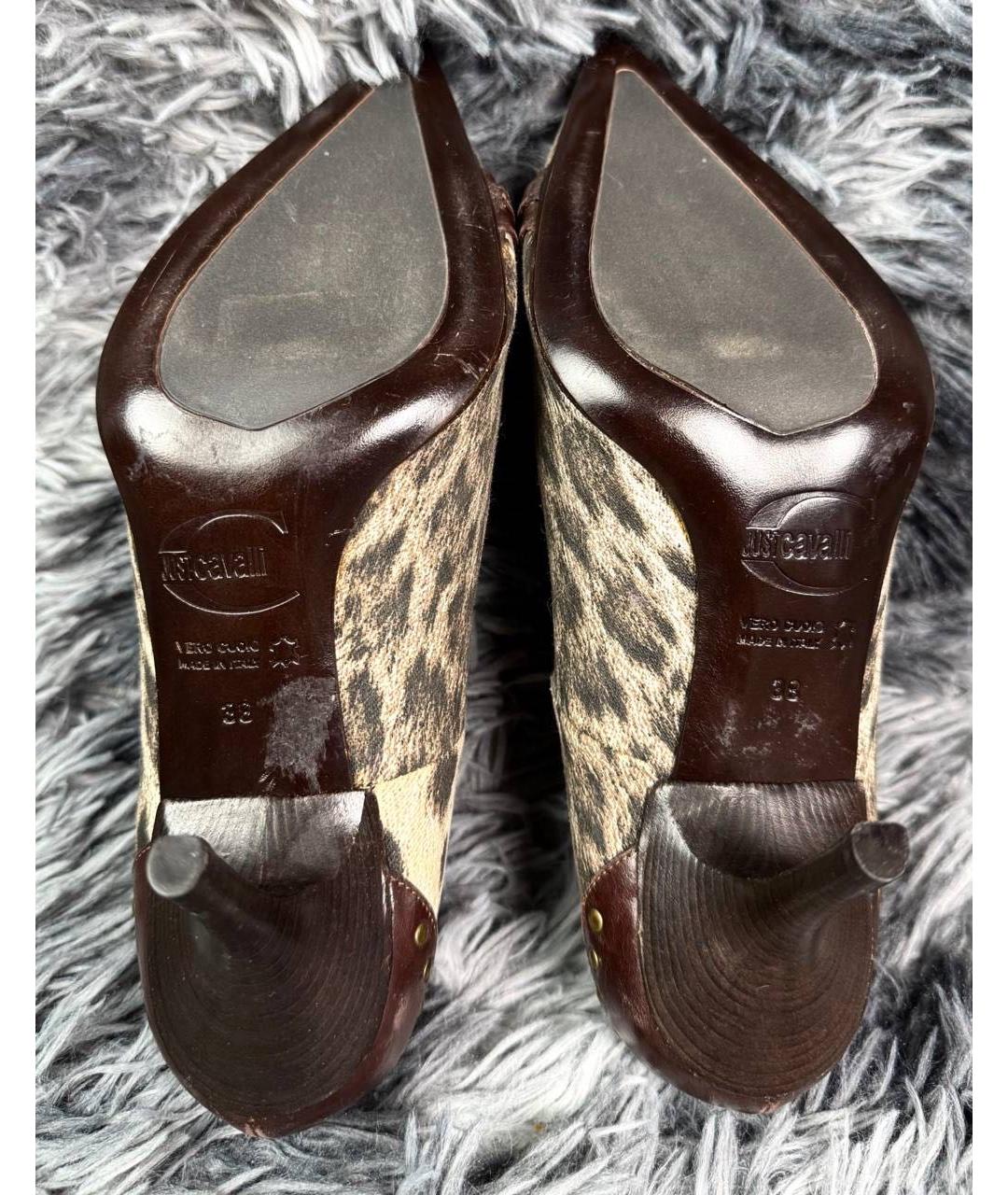 JUST CAVALLI Горчичные лодочки на низком каблуке, фото 5