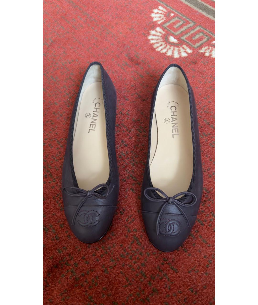 CHANEL Фиолетовые кожаные балетки, фото 2