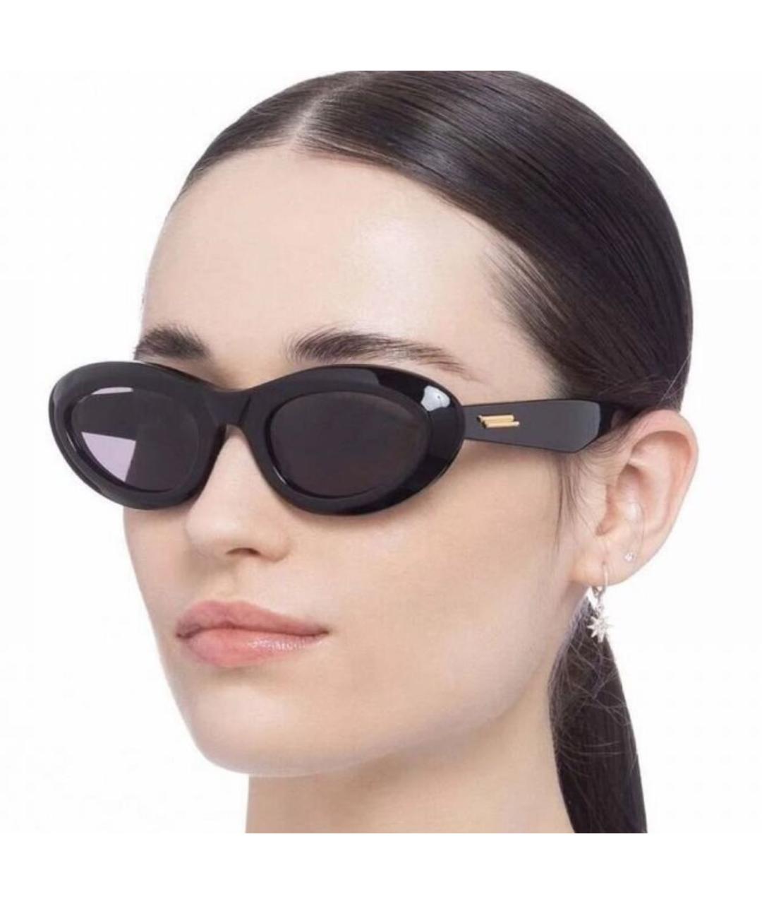 BOTTEGA VENETA Черные пластиковые солнцезащитные очки, фото 2