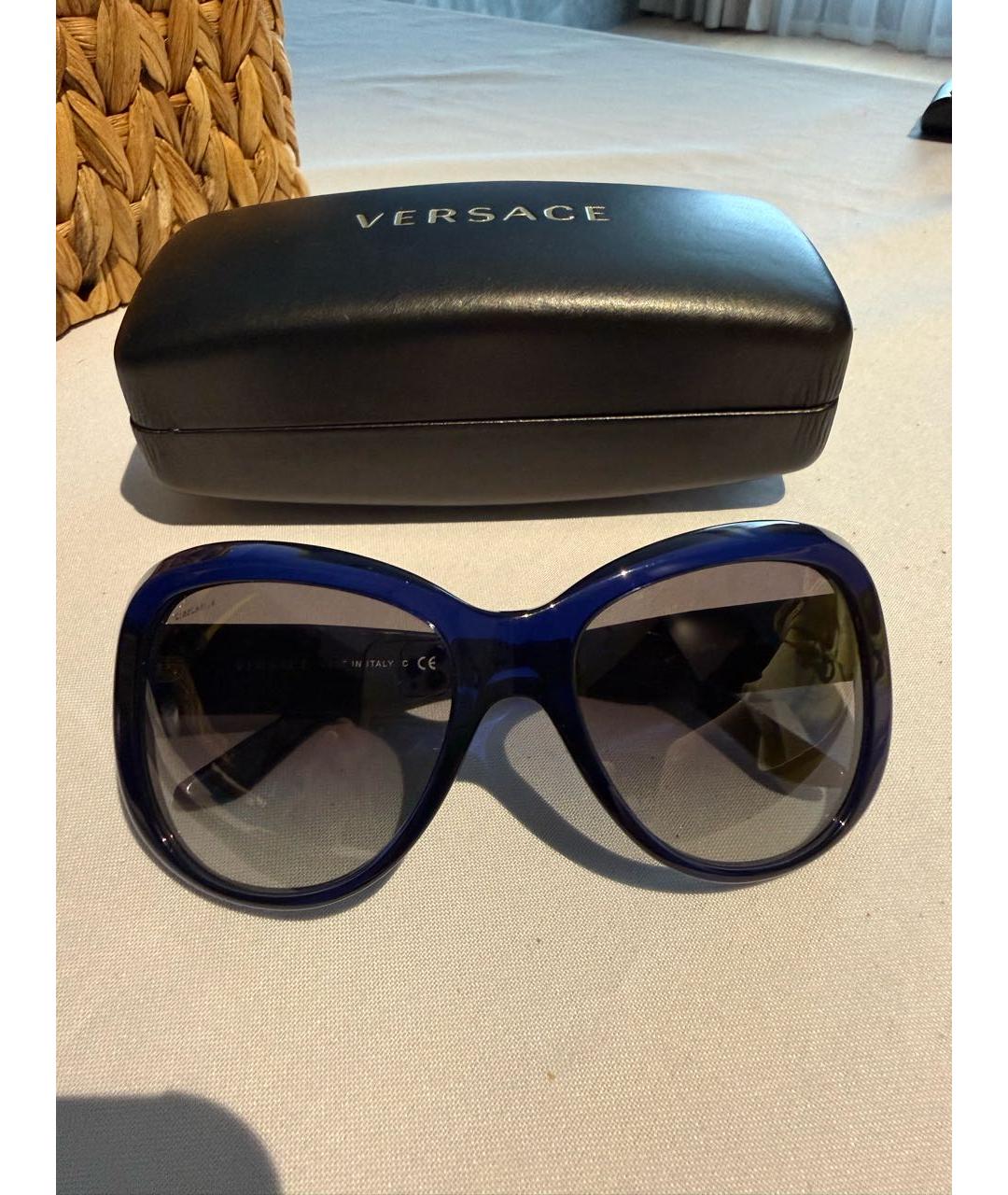 VERSACE Темно-синие пластиковые солнцезащитные очки, фото 1