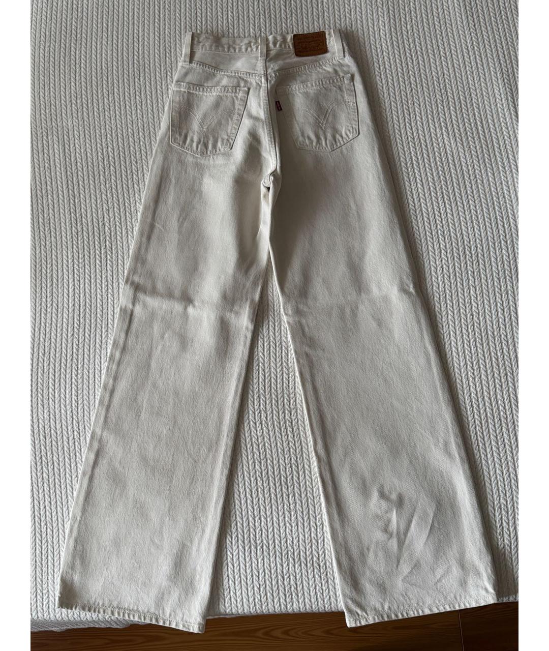 LEVI'S Белые хлопковые джинсы клеш, фото 3