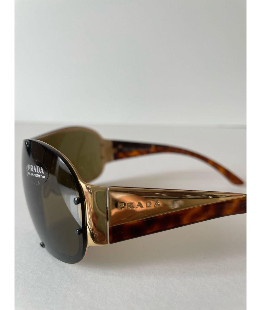 PRADA Коричневые пластиковые солнцезащитные очки, фото 3