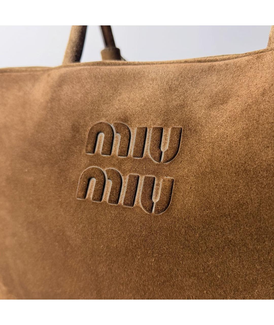 MIU MIU Коричневая замшевая сумка тоут, фото 3