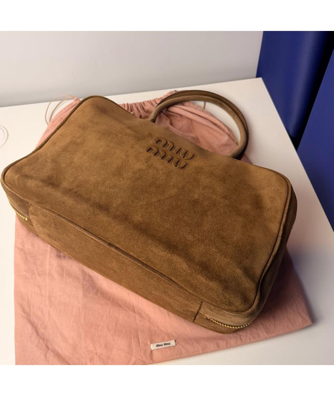 MIU MIU Коричневая замшевая сумка тоут, фото 8