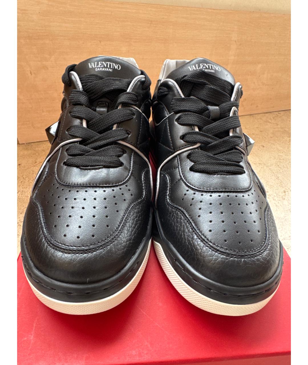 VALENTINO Черные кожаные низкие кроссовки / кеды, фото 2