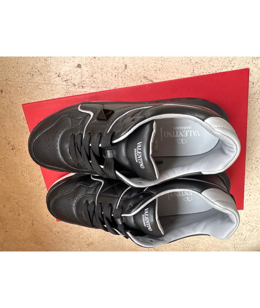 VALENTINO Черные кожаные низкие кроссовки / кеды, фото 3
