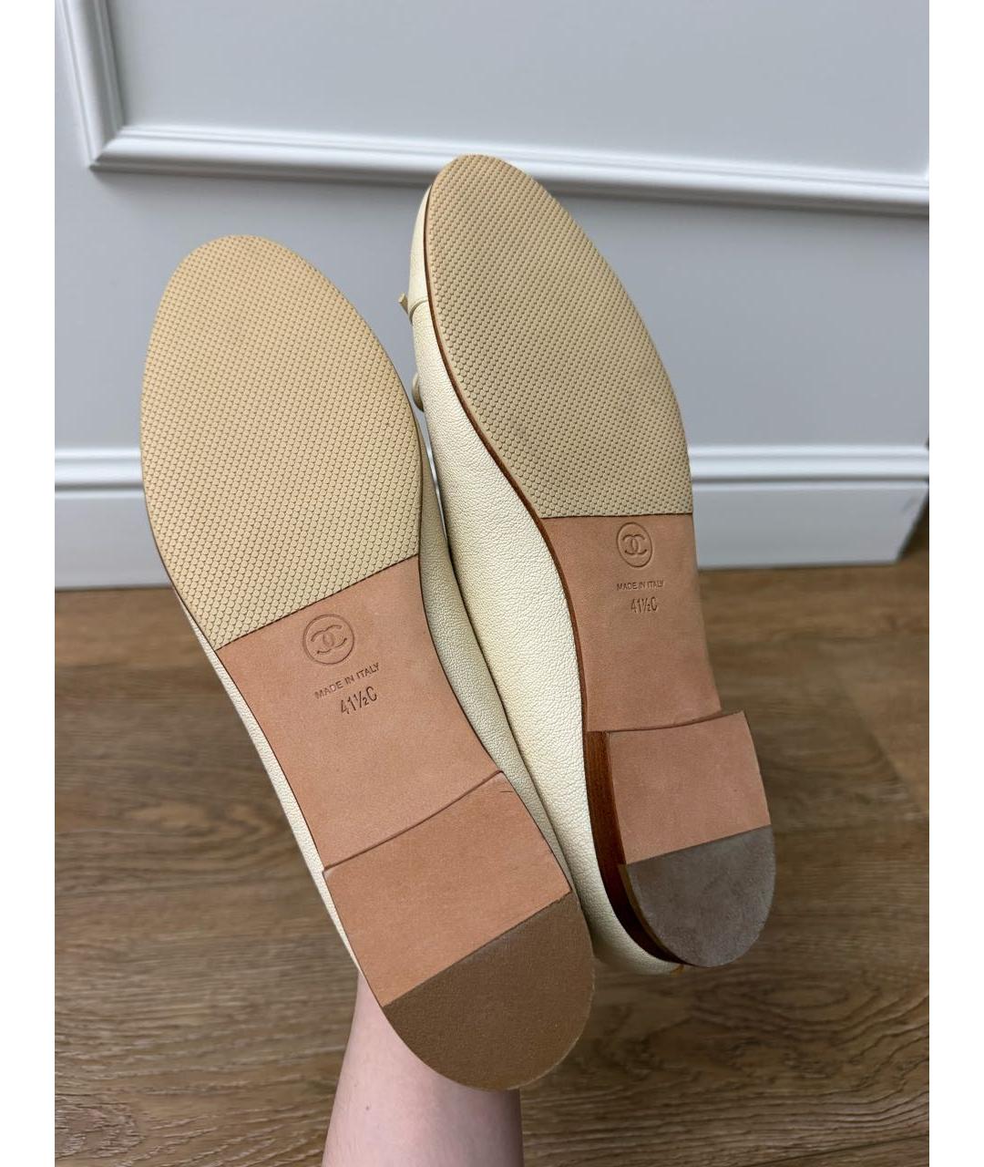 CHANEL Бежевые кожаные балетки, фото 5