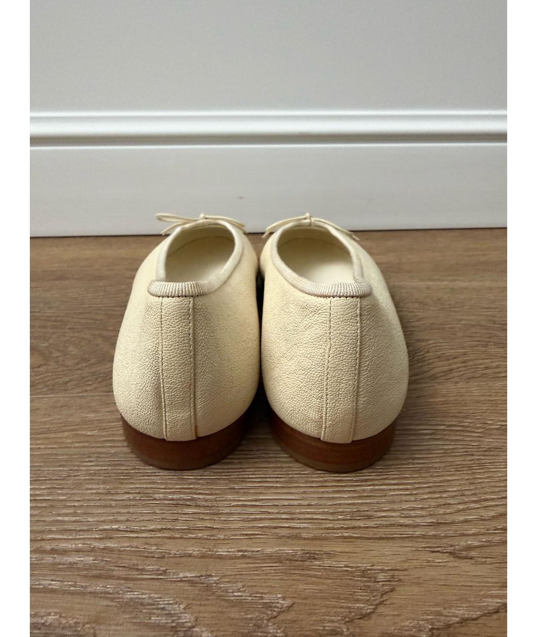 CHANEL Бежевые кожаные балетки, фото 4