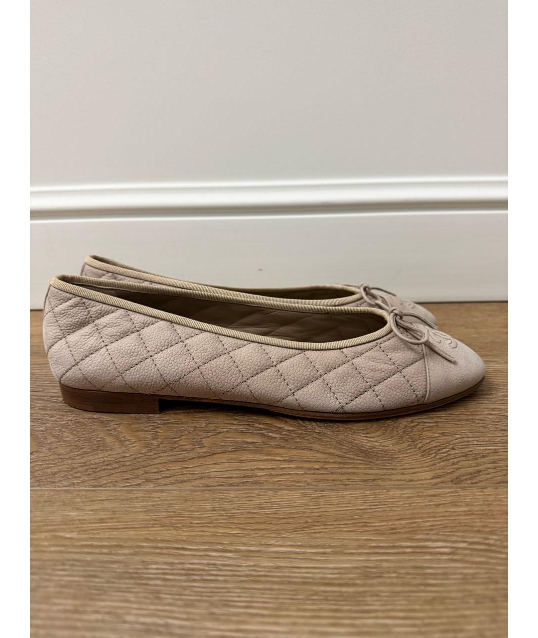 CHANEL Бежевые кожаные балетки, фото 8