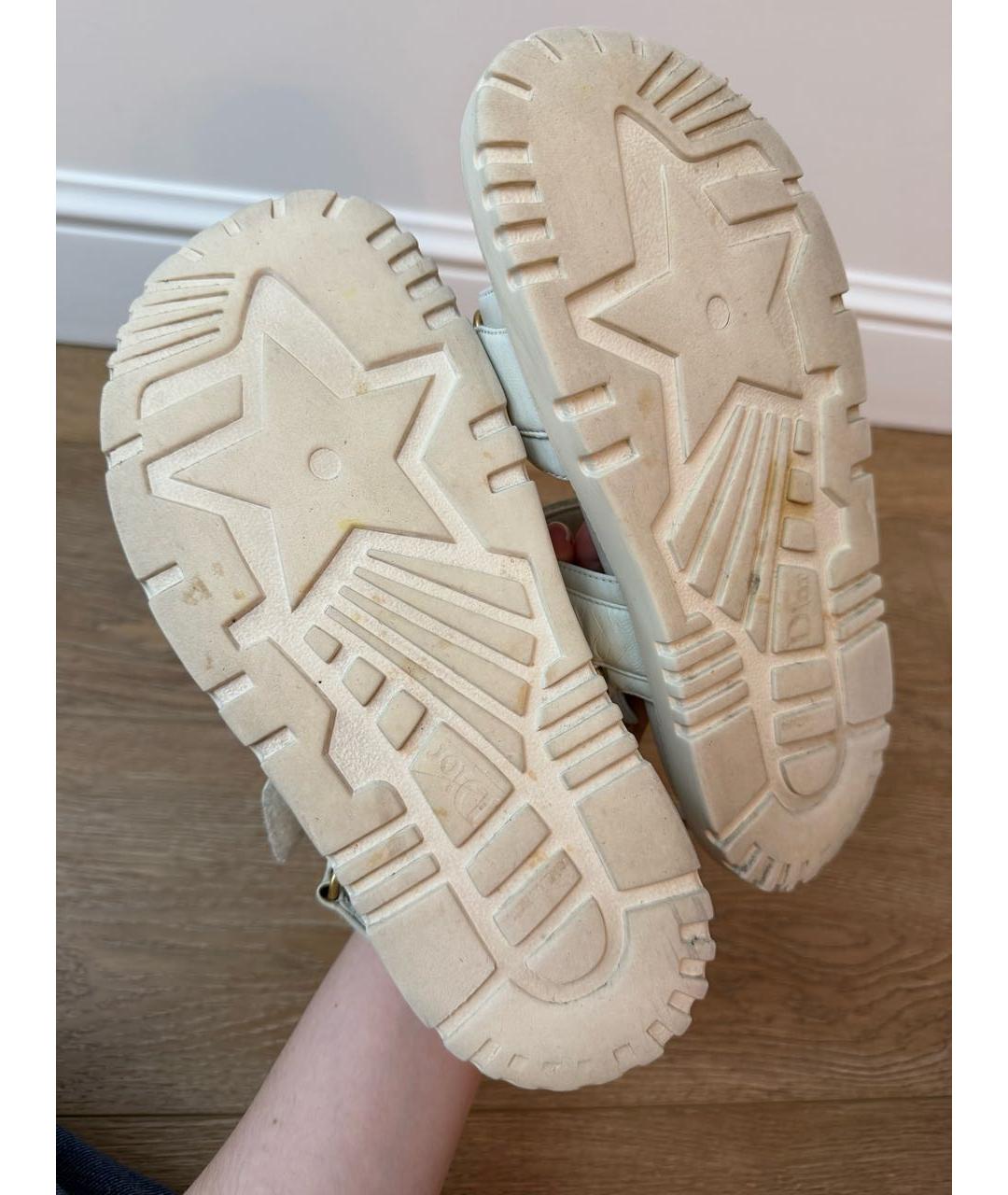 CHRISTIAN DIOR Белые кожаные сандалии, фото 5