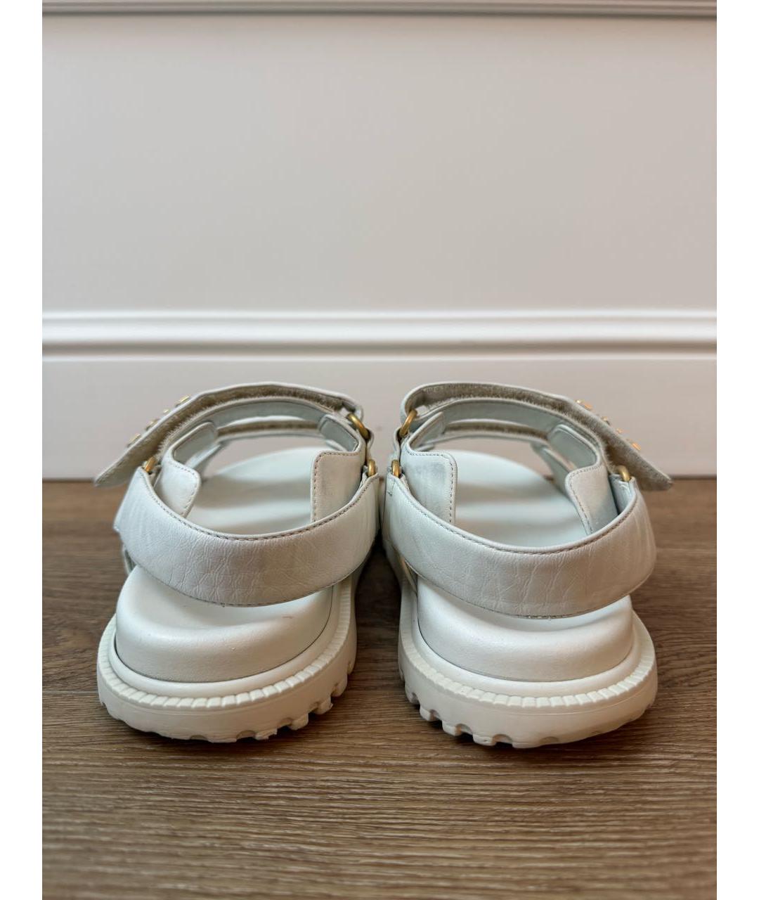 CHRISTIAN DIOR Белые кожаные сандалии, фото 4