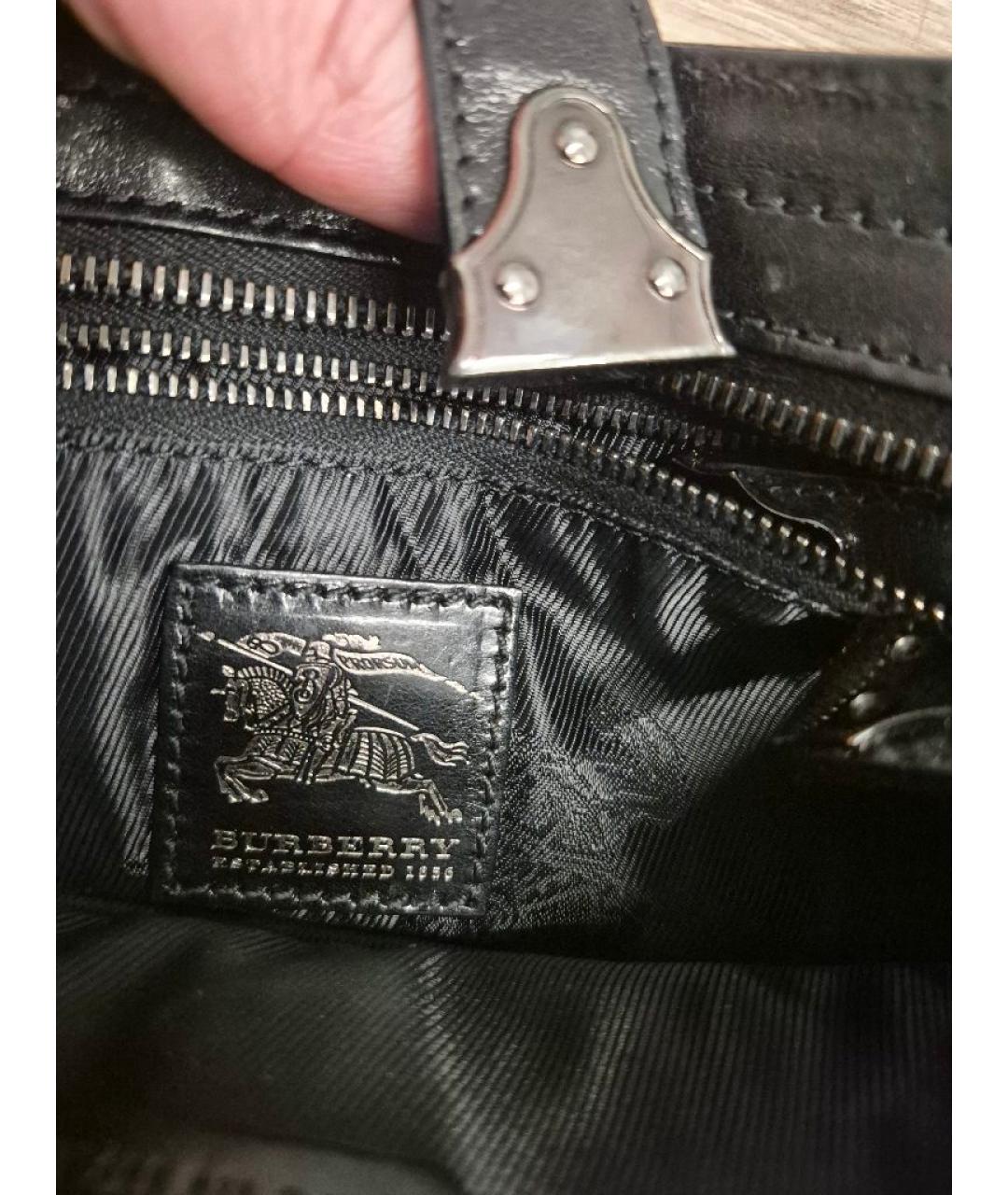 BURBERRY Черная кожаная сумка тоут, фото 5