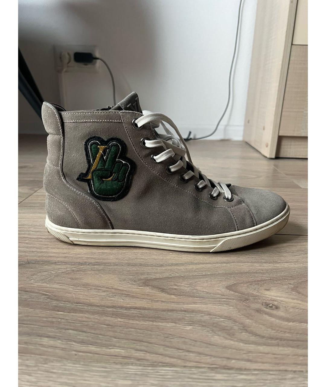 LOUIS VUITTON Бежевые замшевые высокие кроссовки / кеды, фото 5