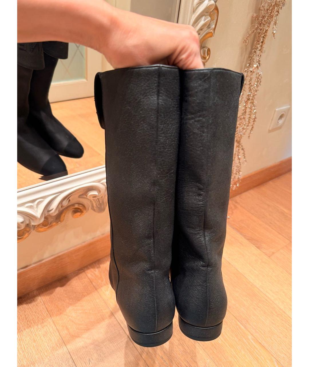 CHANEL Черные кожаные сапоги, фото 3