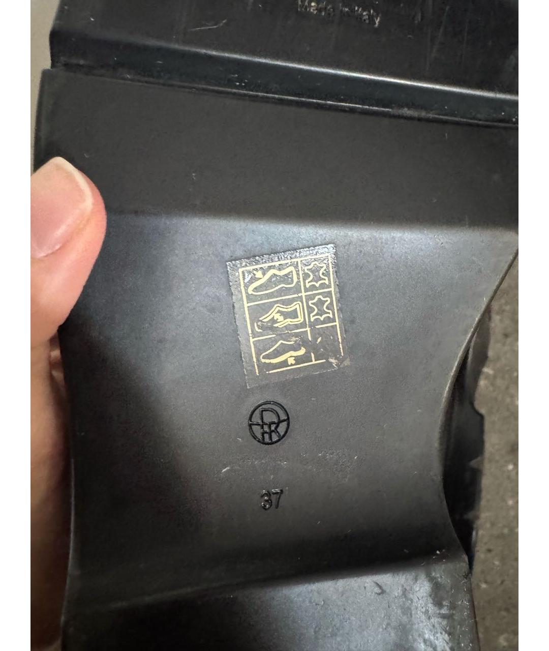 THE ROW Черные кожаные полусапоги, фото 5