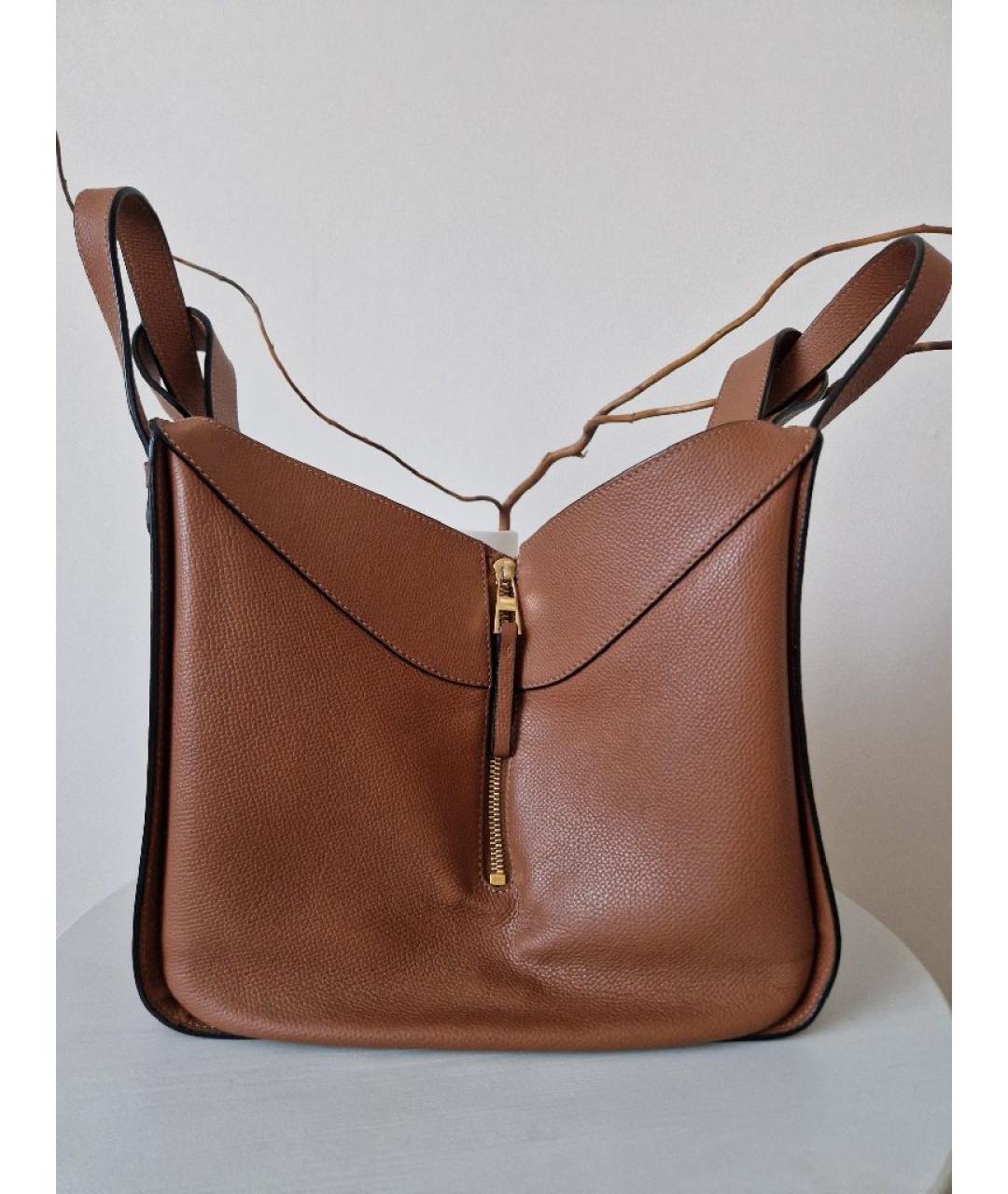 LOEWE Коричневая кожаная сумка с короткими ручками, фото 2
