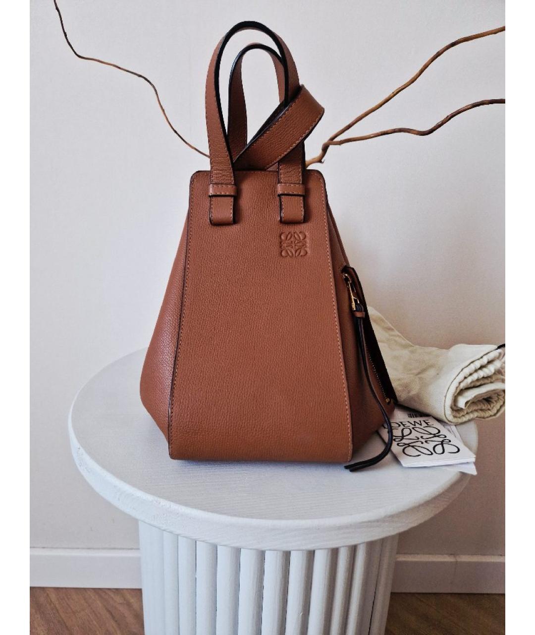 LOEWE Коричневая кожаная сумка с короткими ручками, фото 9