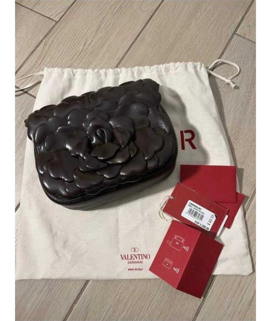 VALENTINO Коричневая сумка через плечо из лакированной кожи, фото 8