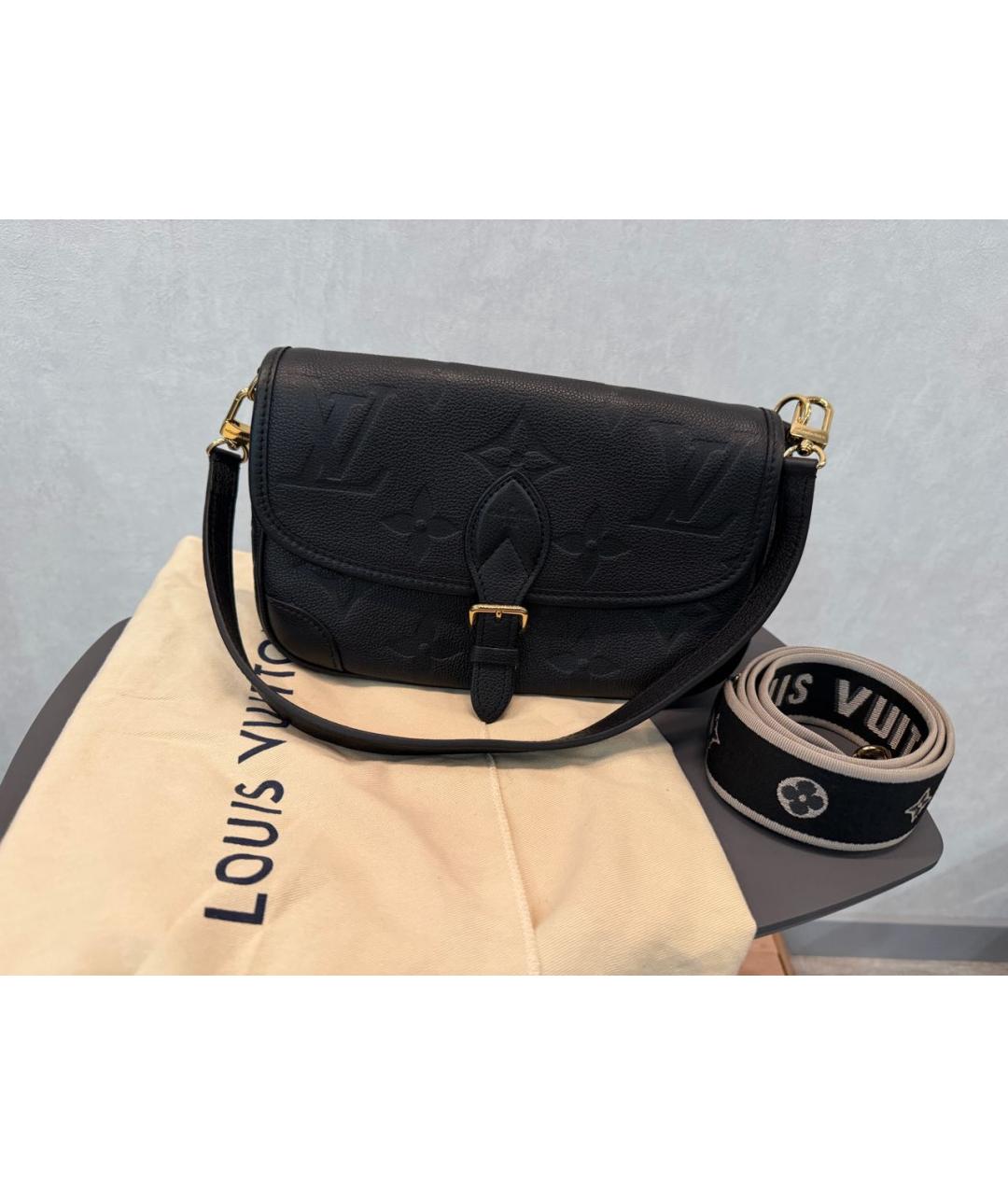 LOUIS VUITTON Черная кожаная сумка через плечо, фото 2