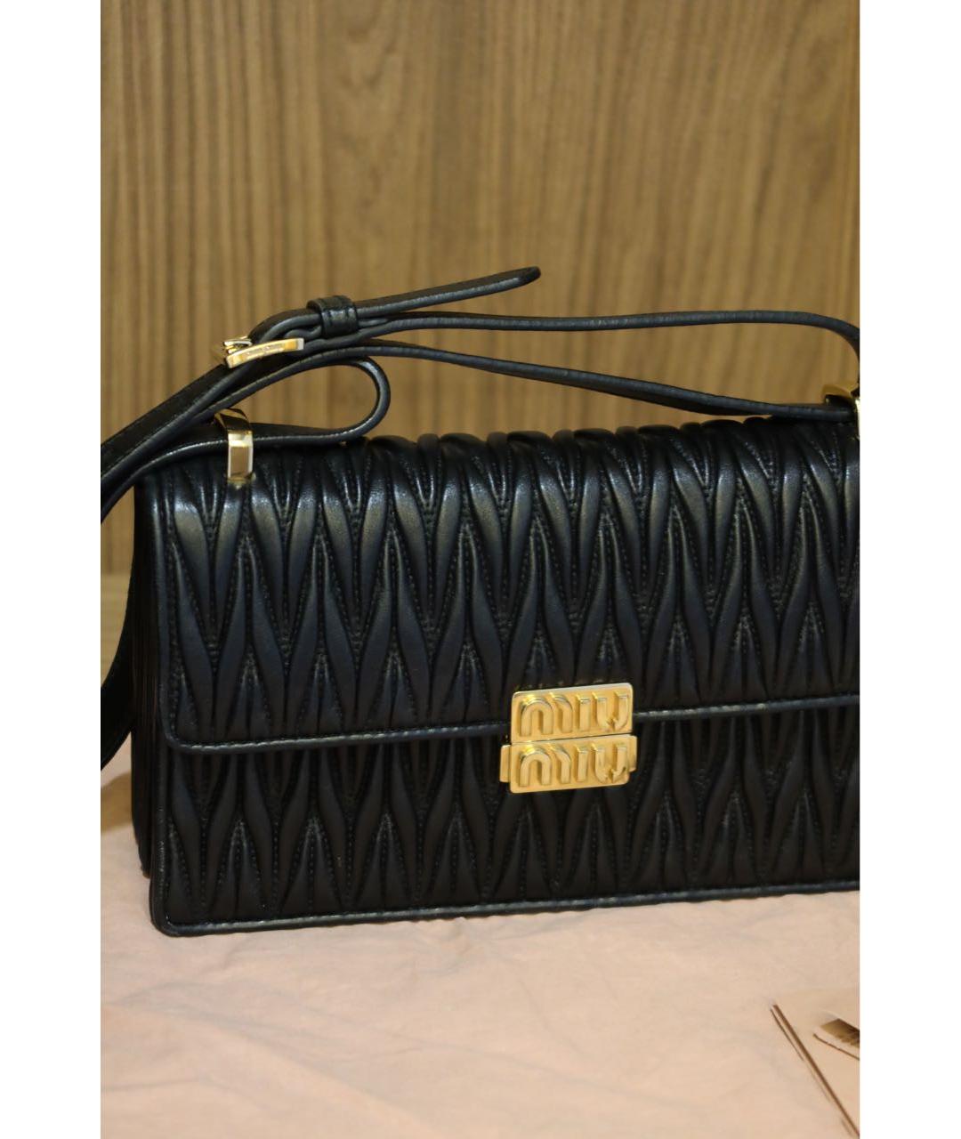 MIU MIU Черная кожаная сумка через плечо, фото 2