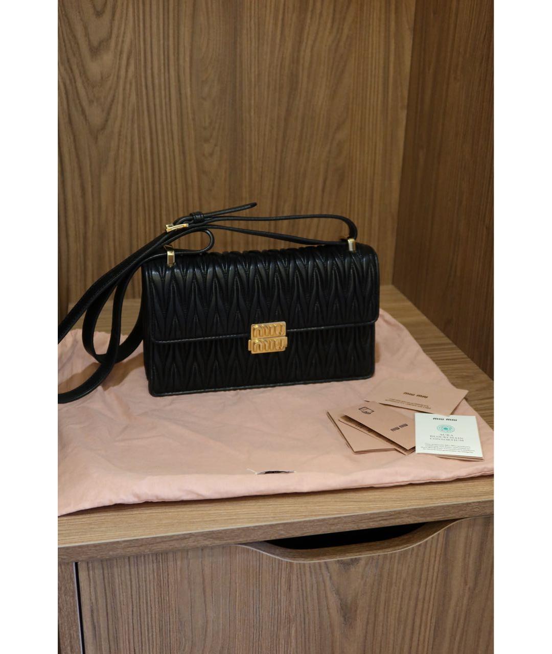 MIU MIU Черная кожаная сумка через плечо, фото 6