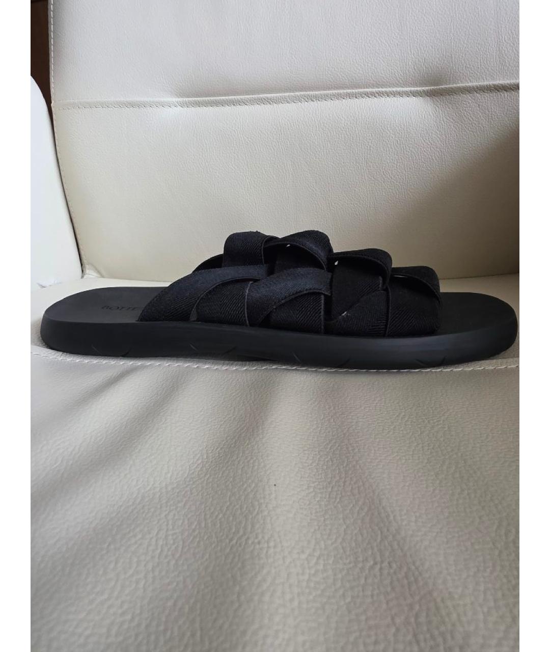 BOTTEGA VENETA Антрацитовые резиновые шлепанцы, фото 7