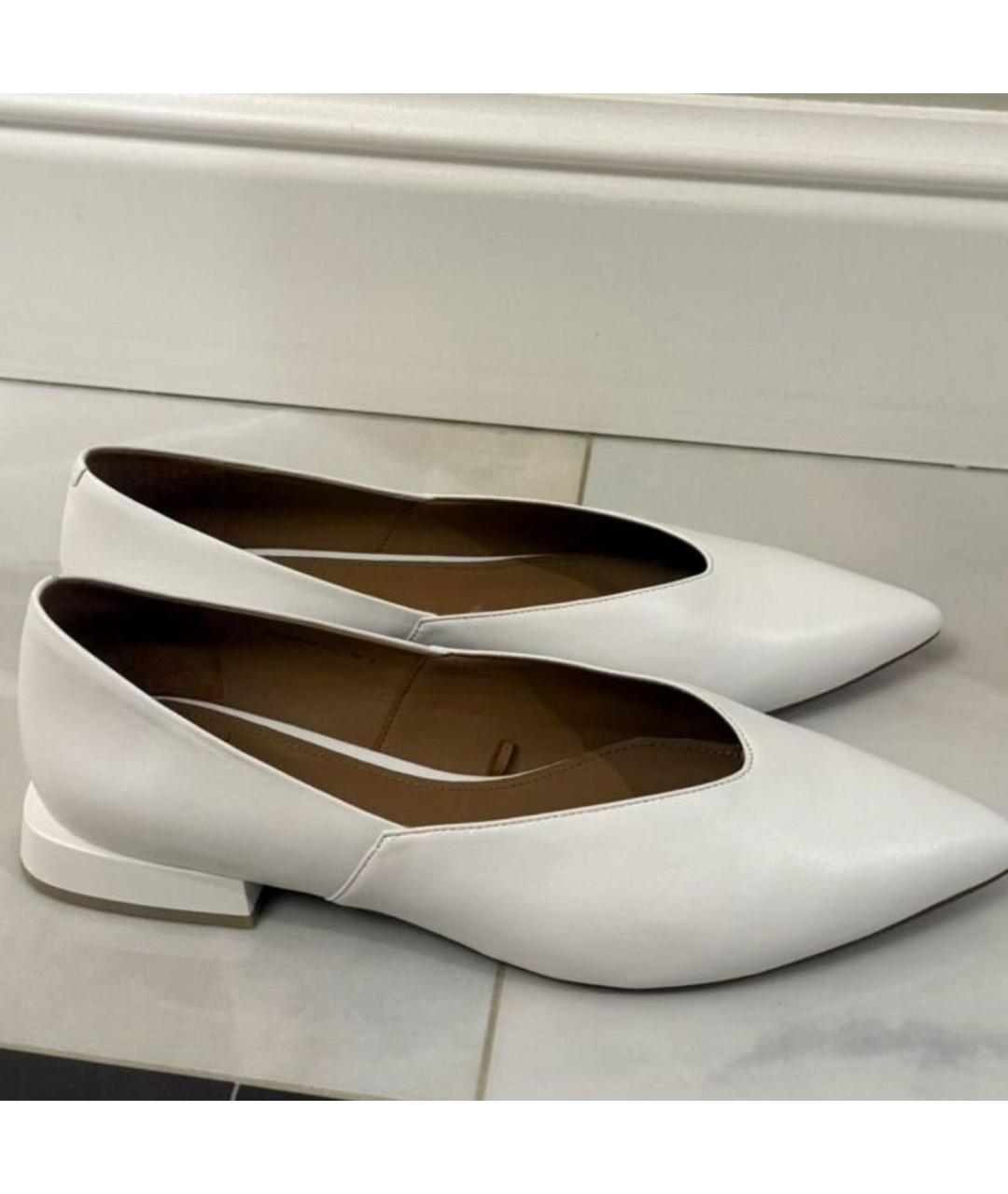 12 STOREEZ Белые кожаные лодочки на низком каблуке, фото 5