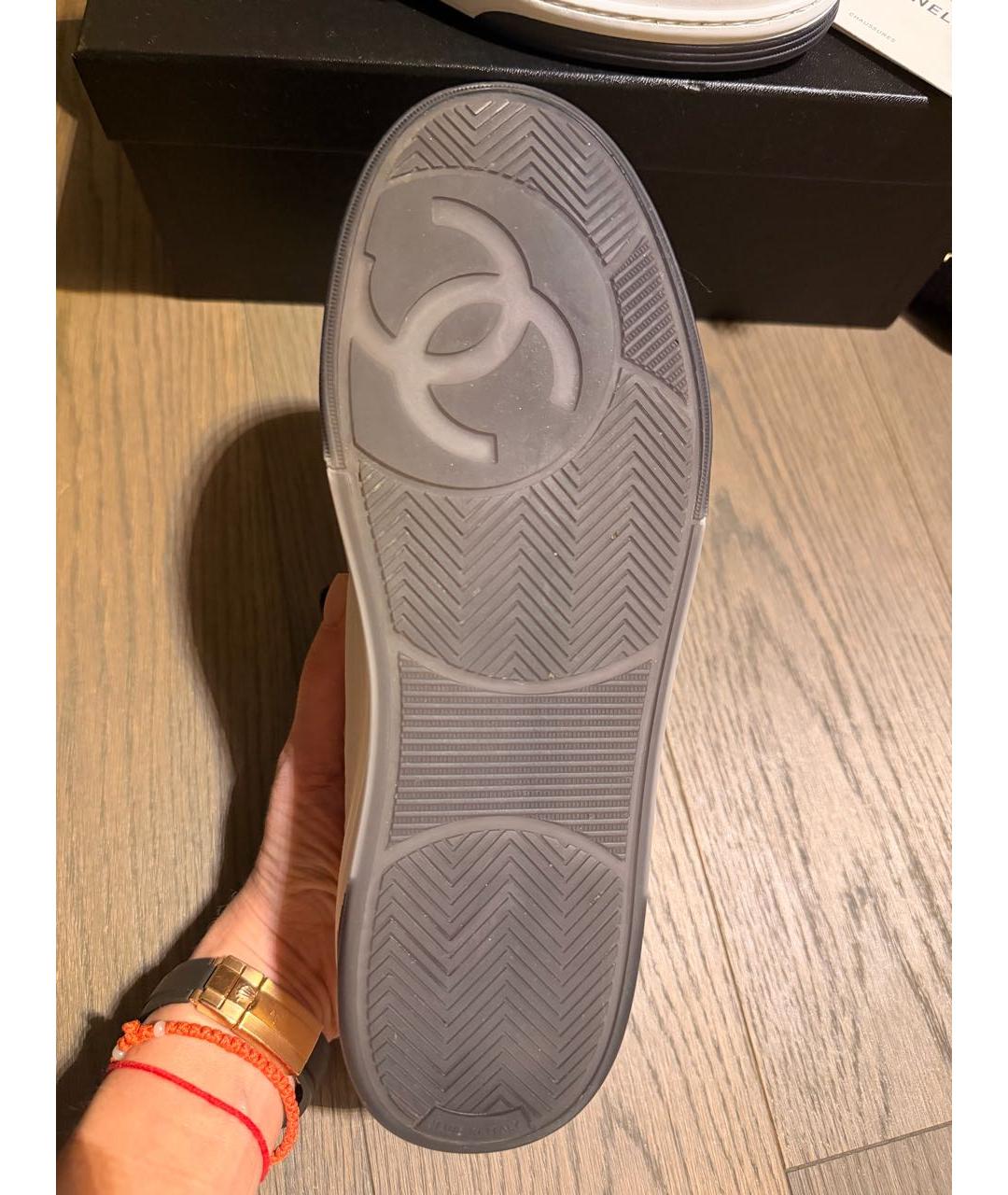CHANEL Белые кожаные кеды, фото 5