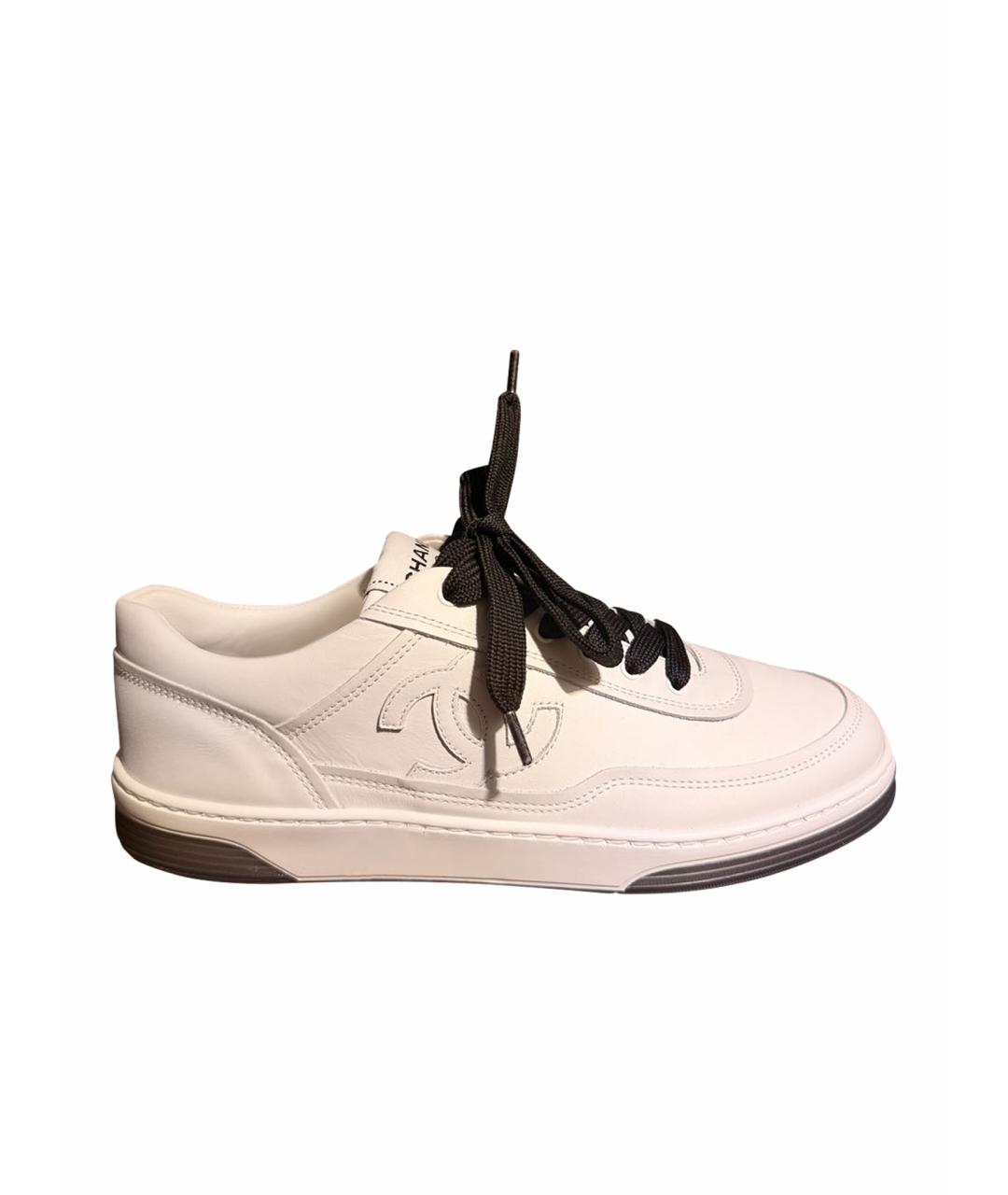 CHANEL Белые кожаные кеды, фото 1