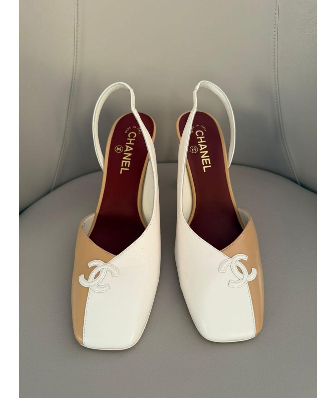 CHANEL Бежевые кожаные босоножки, фото 5