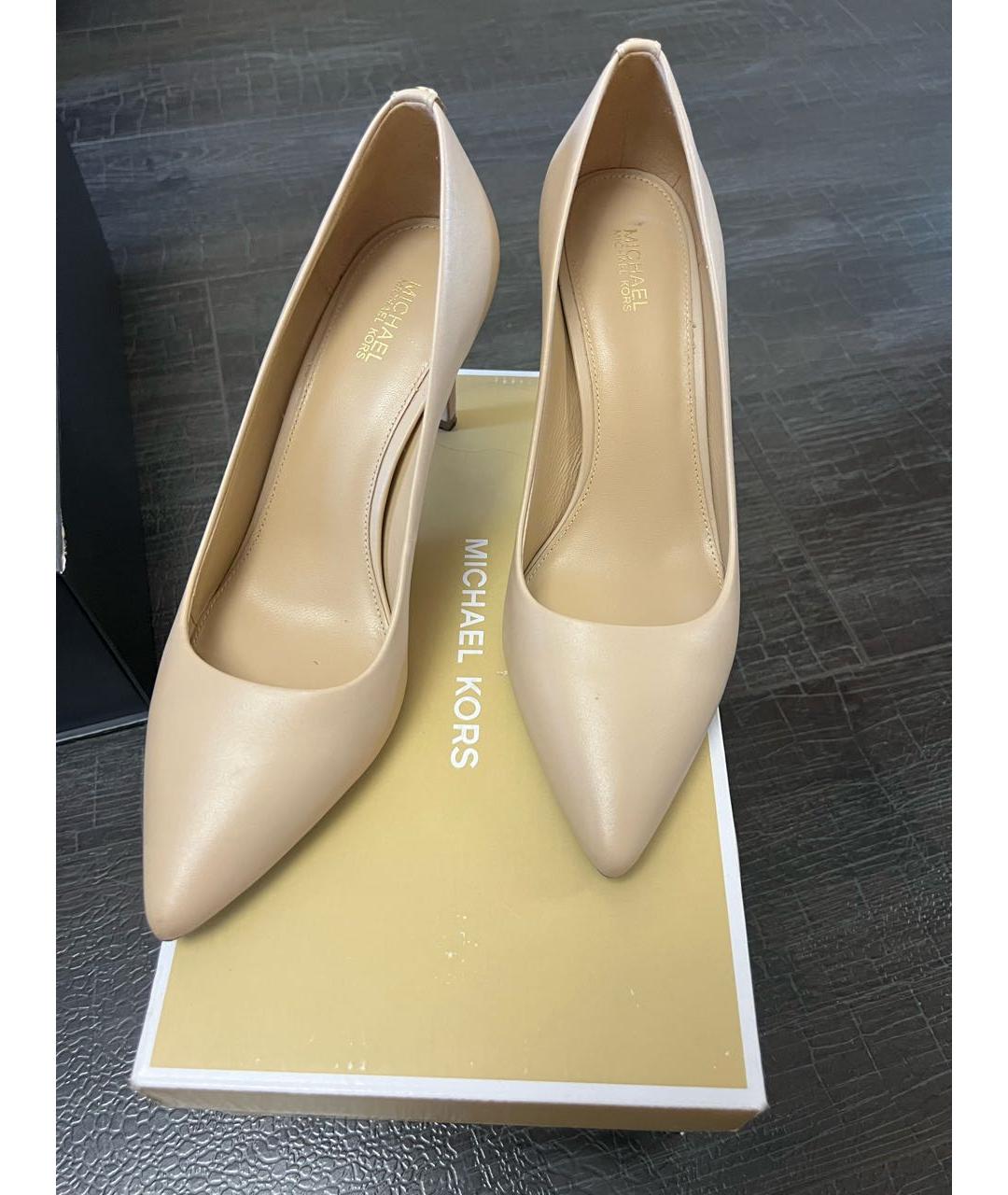 MICHAEL KORS Бежевые кожаные туфли, фото 7