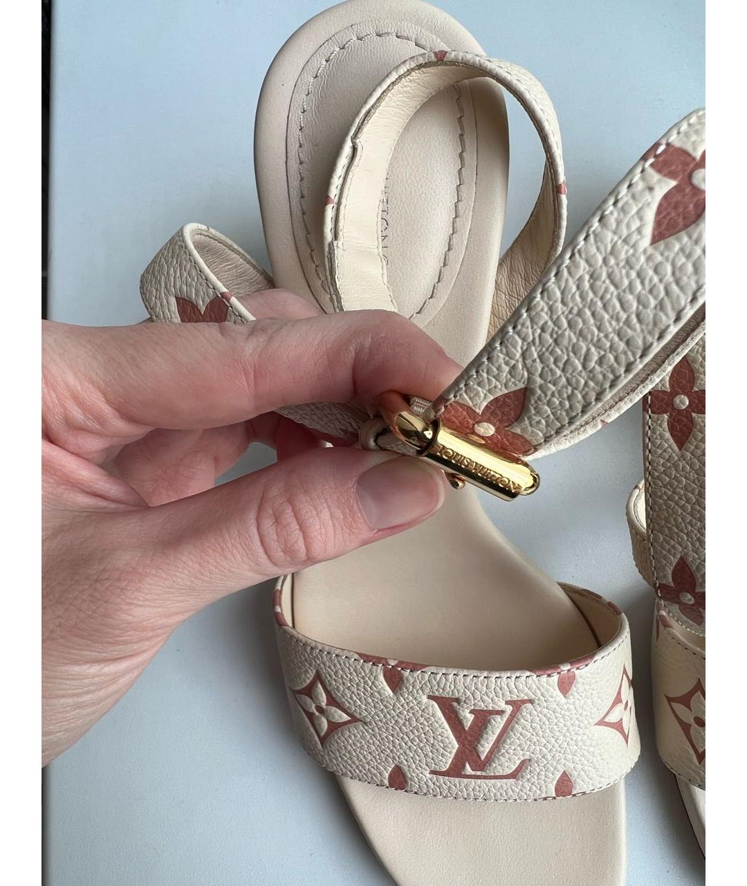 LOUIS VUITTON Бежевые кожаные босоножки, фото 4