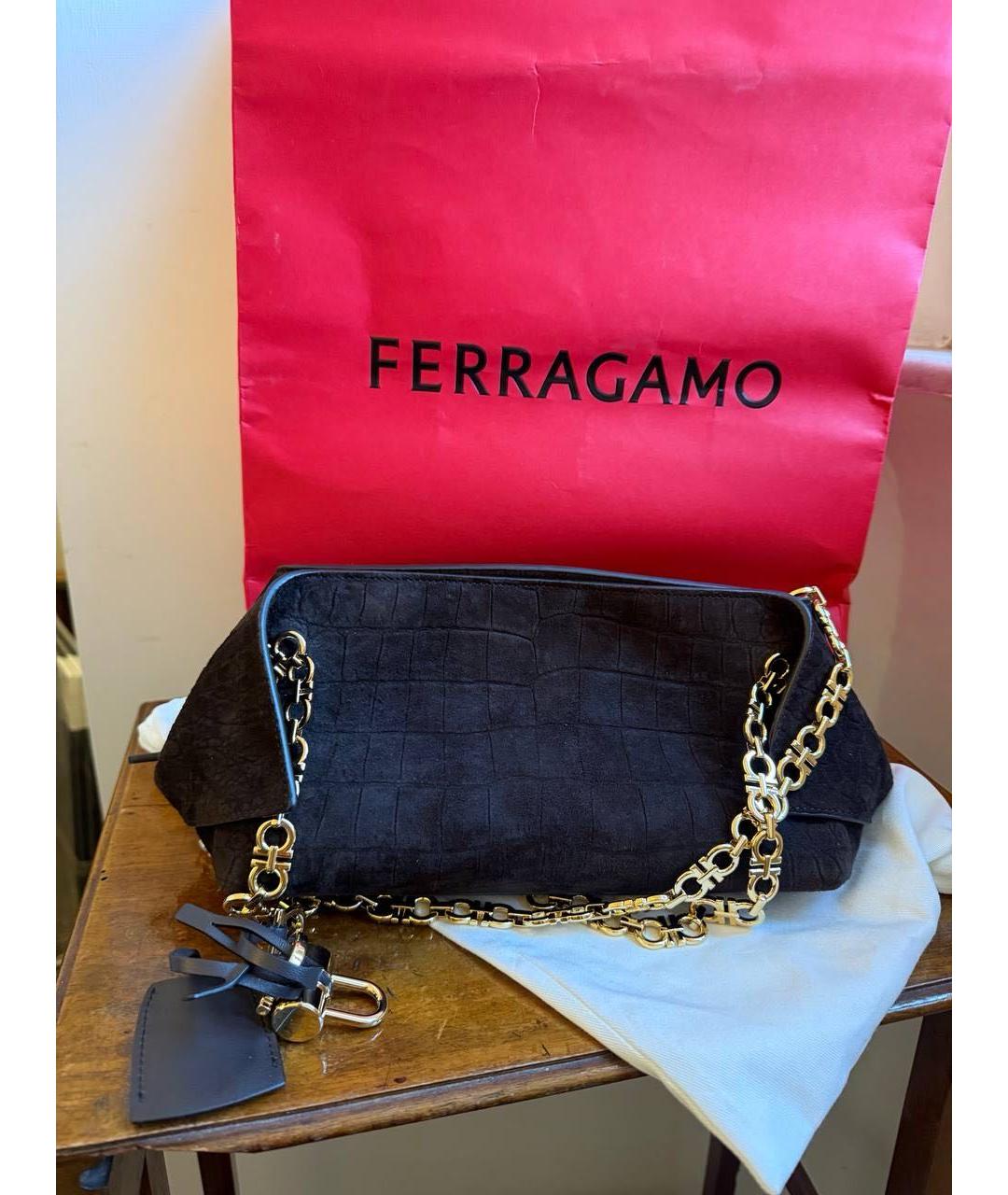 FERRAGAMO Черная замшевая сумка через плечо, фото 5